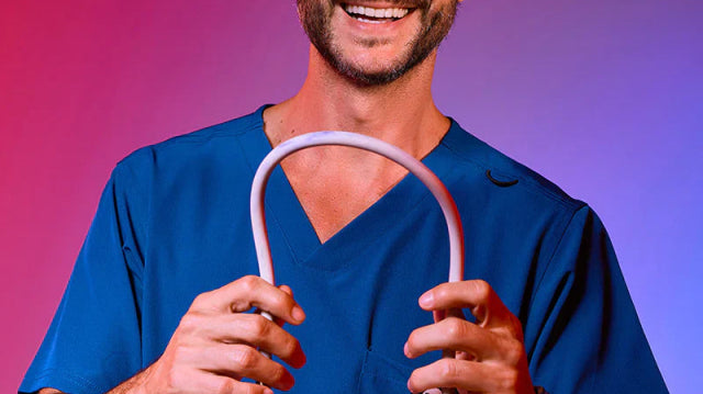 ملابس المستشفى : وش الفرق بين ملابس المستشفى وملابس العيادات؟ - Drs Lounge