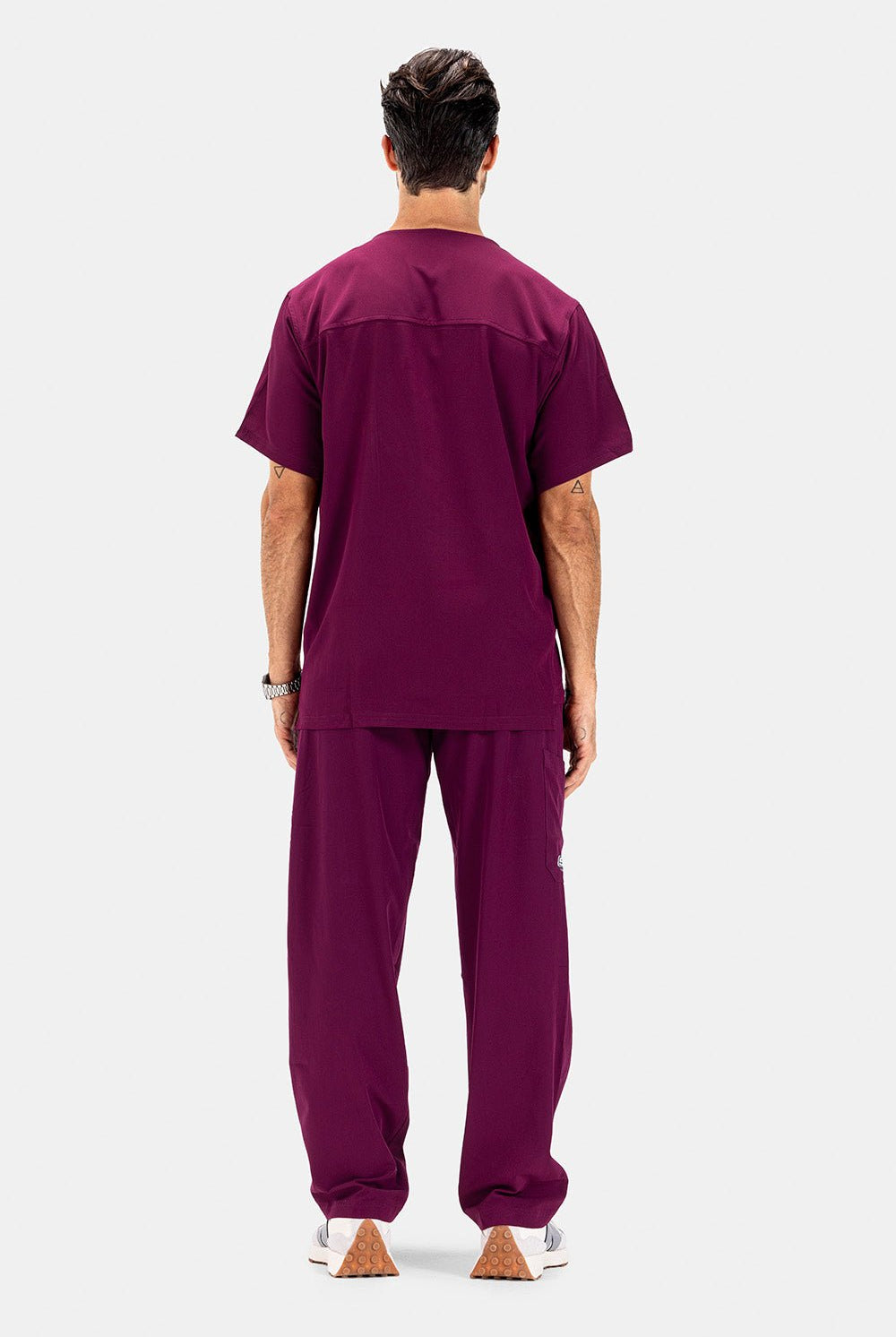 sketchers male top back wine