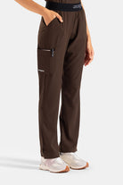 سكيتشرز نسائي طبي