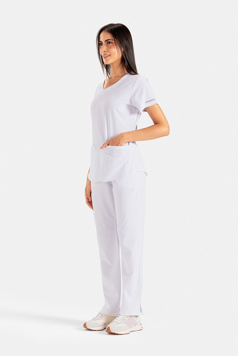 skechers-scrubs-for-female-WHITE