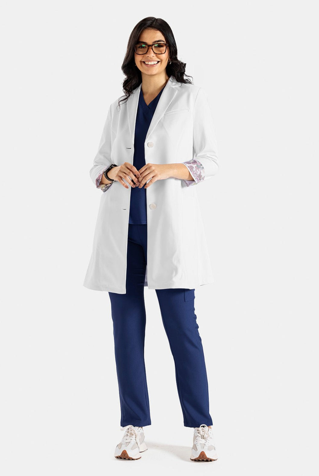 Female Lab coat  لابكوت كلاسيكو