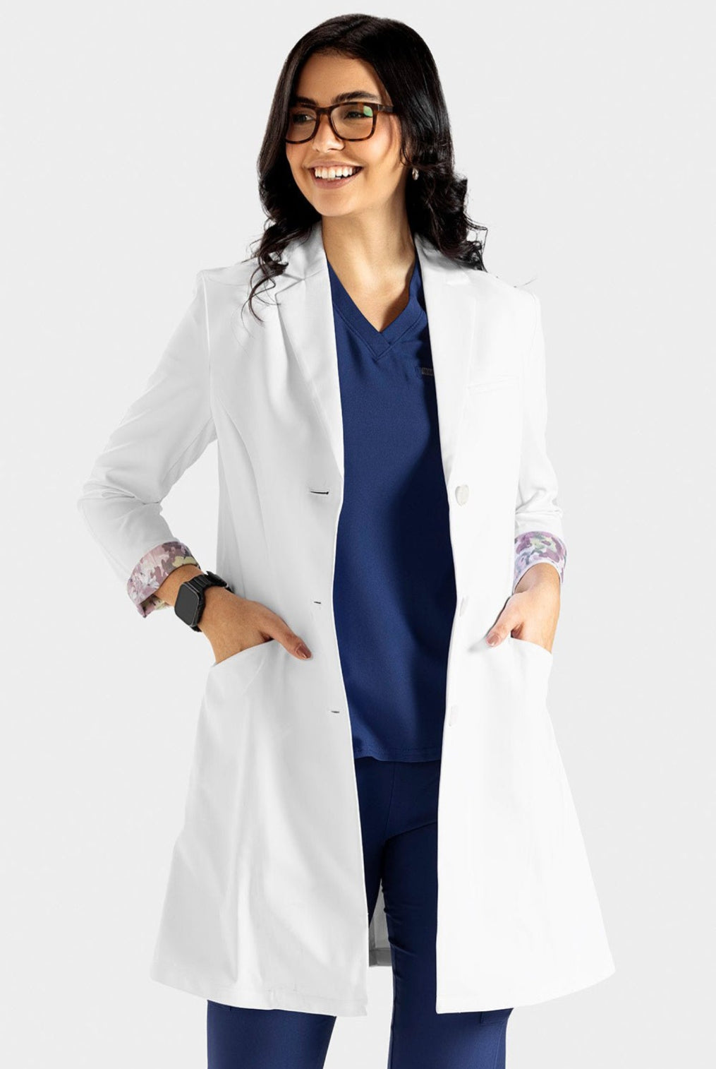 Female Lab coat  لابكوت كلاسيكو
