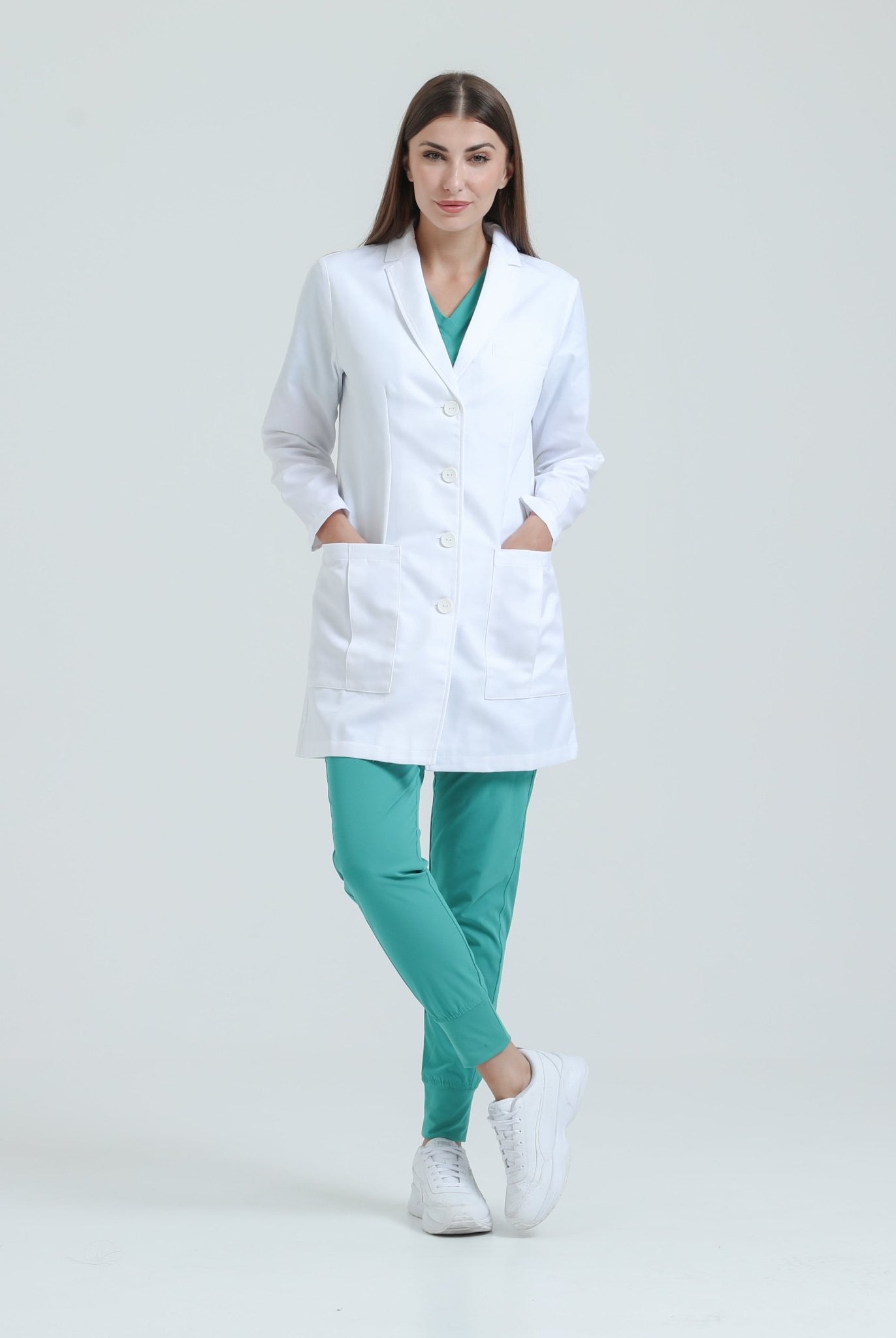 Female Labcoat  بالطو نسائي طبي