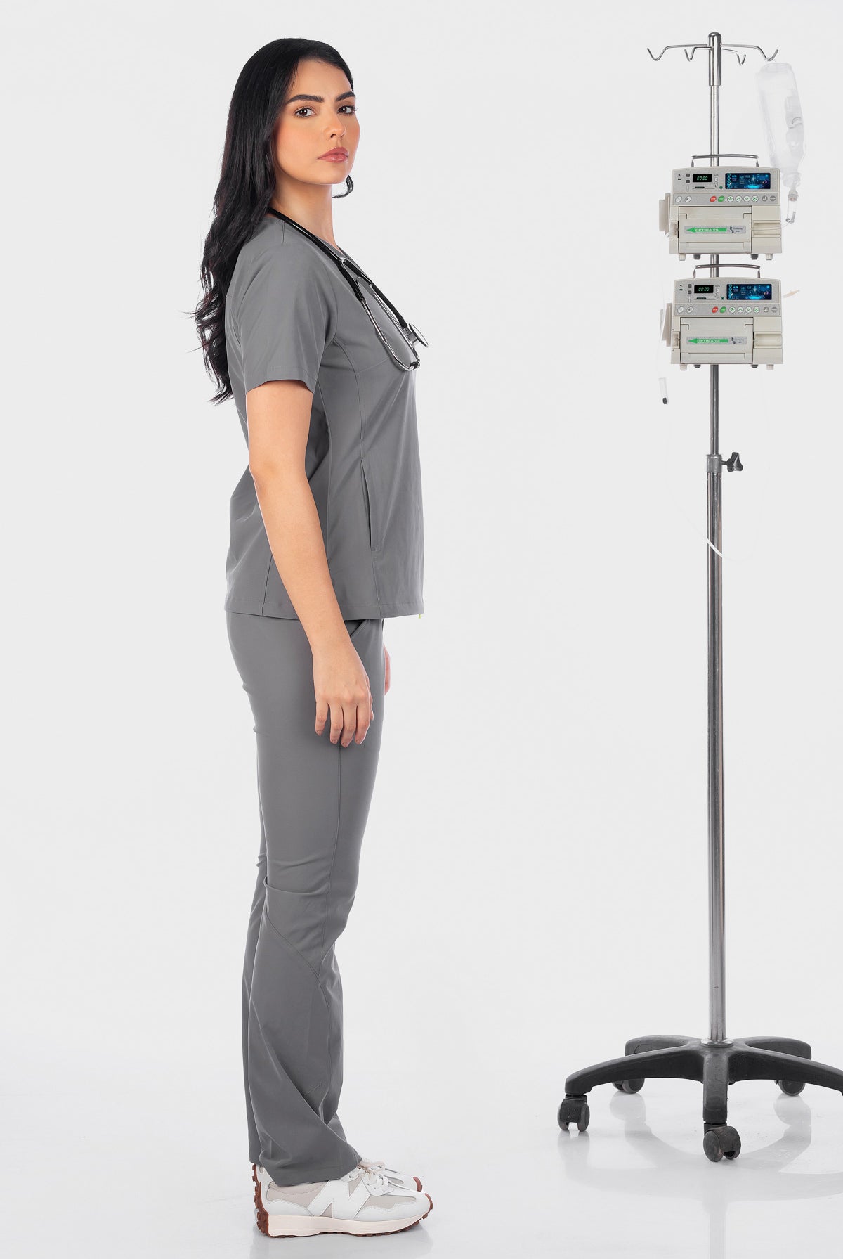 medelita-vista-scrubs-femalevista-GRAY