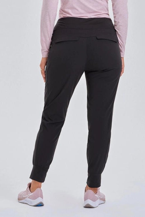 medelita-helio-scrubs-femalehel-BLACK