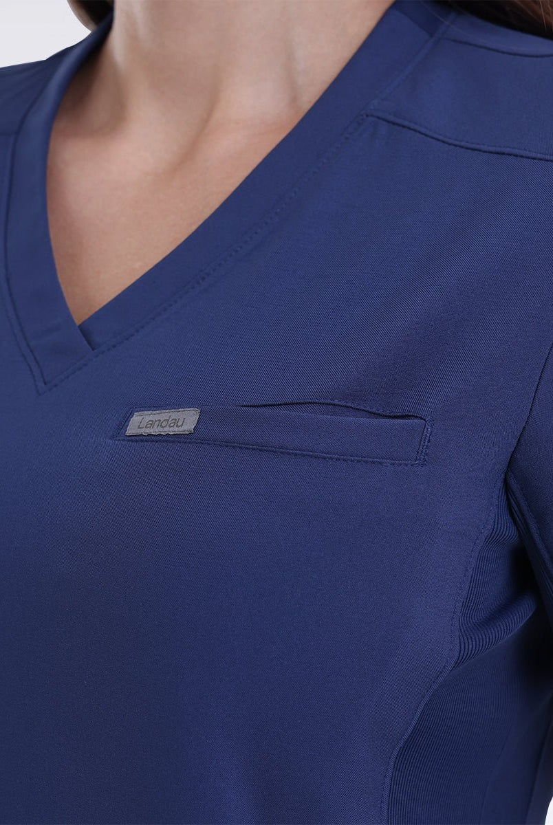 landau-forward-women-top-لاندو-فوروارد-قميص-نسائي-SURGICAL GREEN