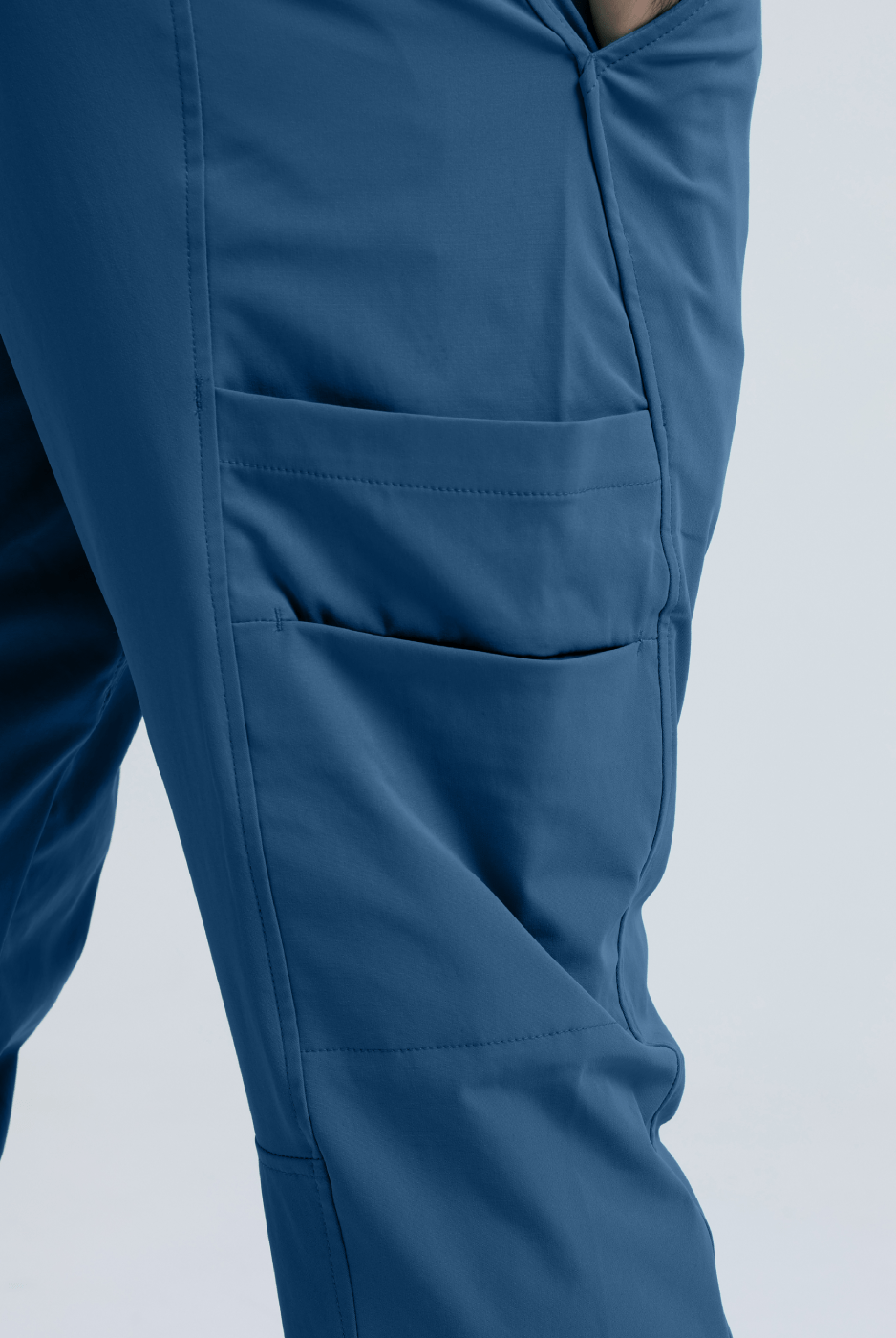 medelita-summit-scrubs-malemd010-ROYAL