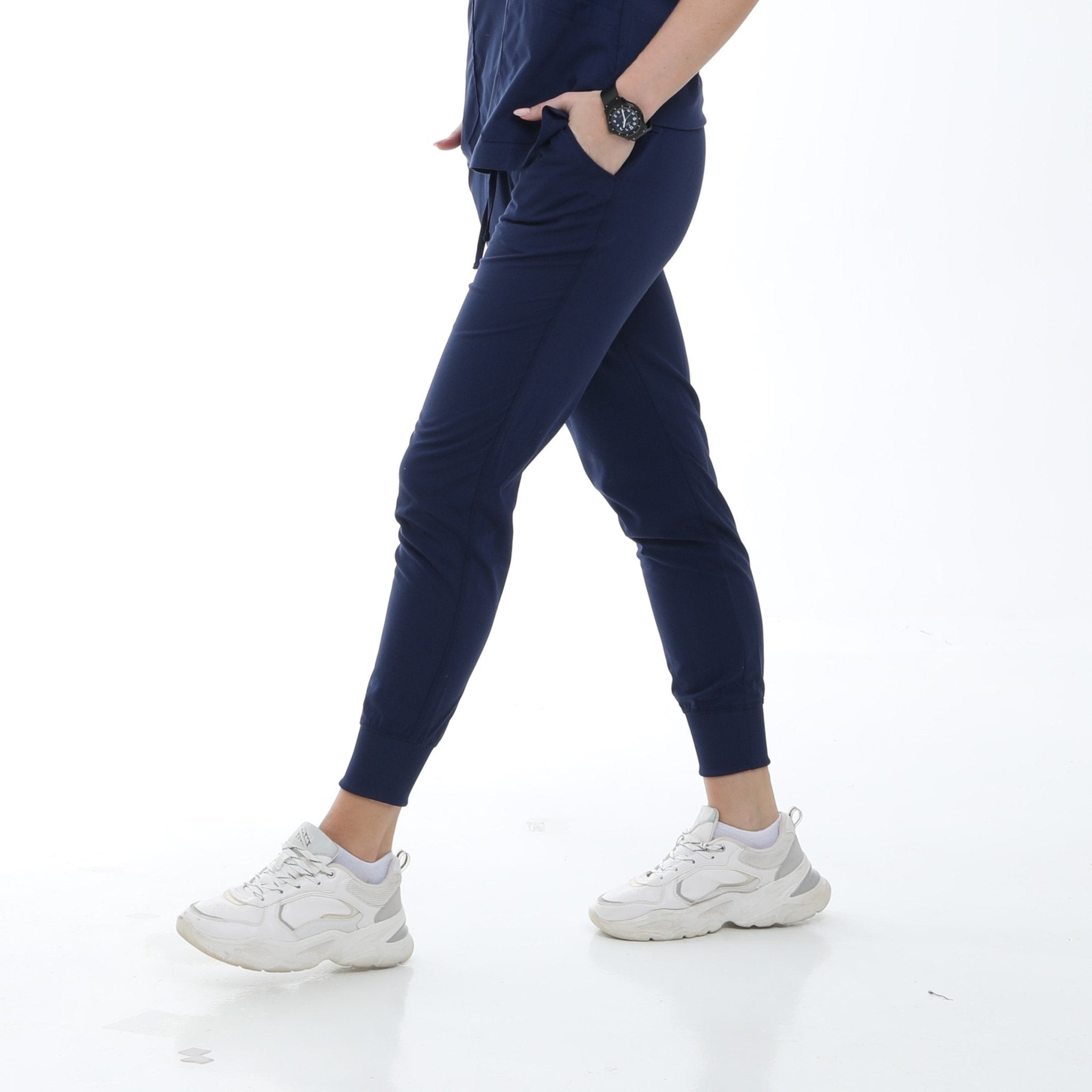barco-drs-lounge-scrubs-femaleplp586m-WHITE