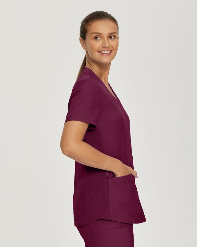 LANDAU FORWARD WOMEN V NCK TOP - Drs Lounge