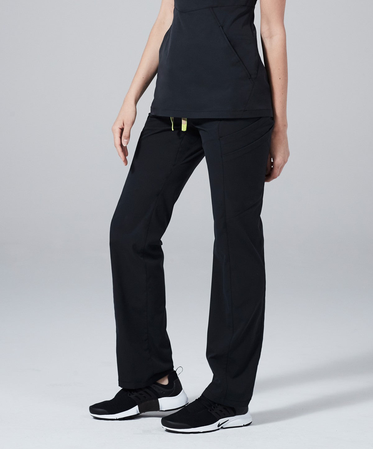 medelita-delta-scrubs-femalemd015-CIELBLUE