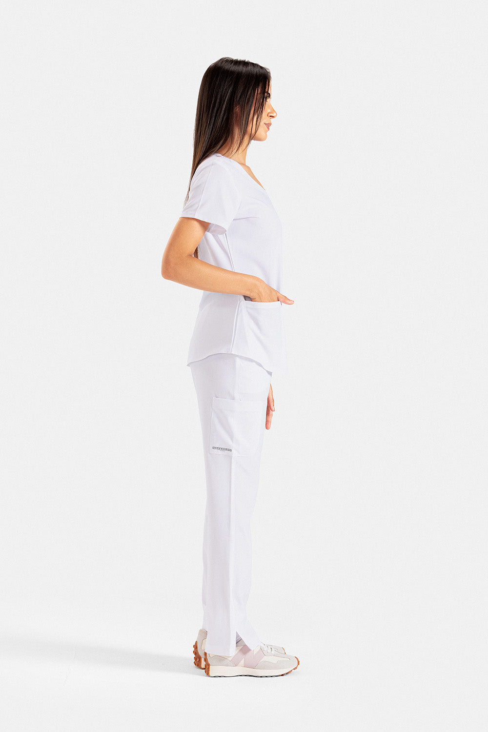skechers-scrubs-for-female-WHITE