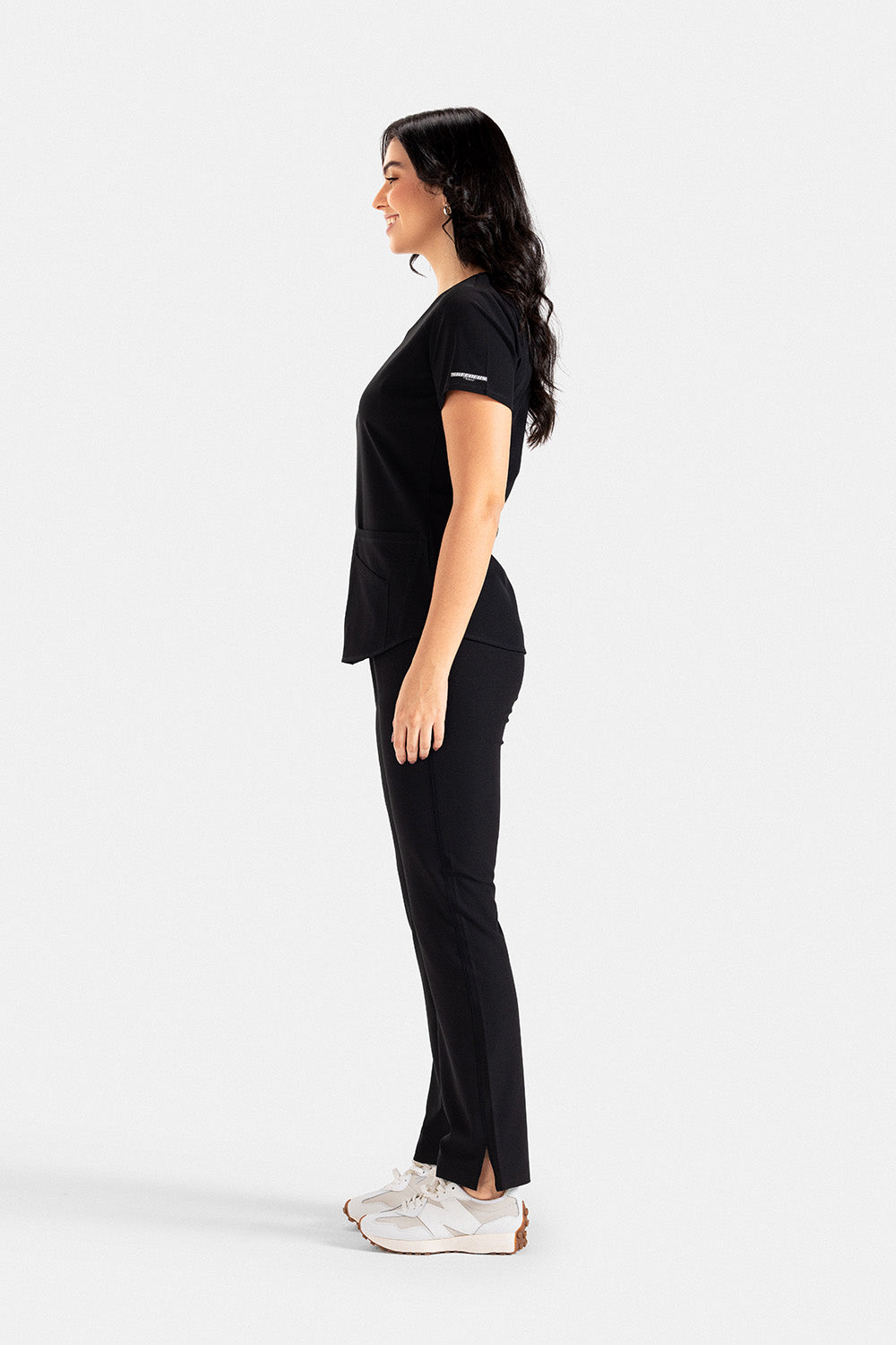 skechers-scrubs-for-female-BLACK