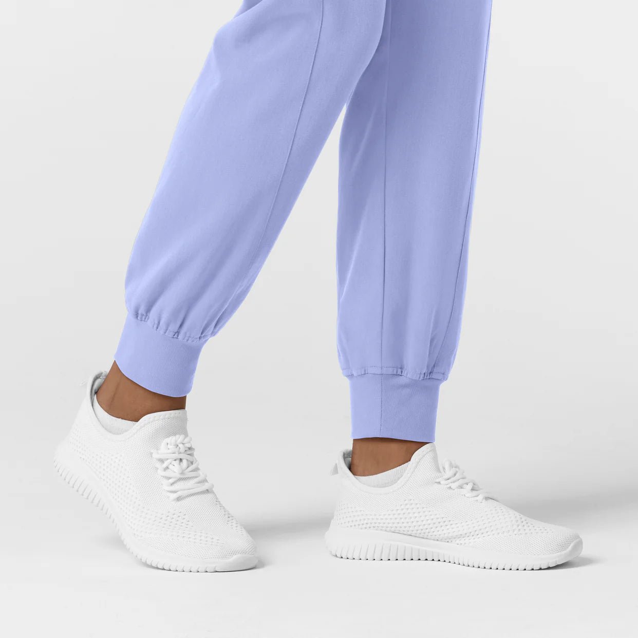 wonder-wink-aero-scrubs-female5329-CIELBLUE