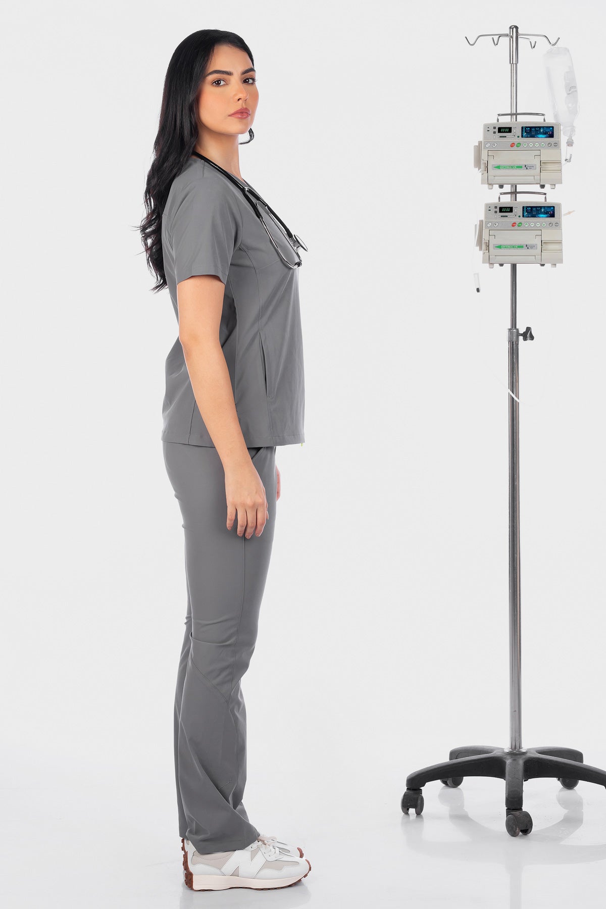medelita-vista-scrubs-femalevista-GRAY