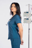 landau-forward-women-top-لاندو-فوروارد-قميص-نسائي-1-SURGICAL GREEN