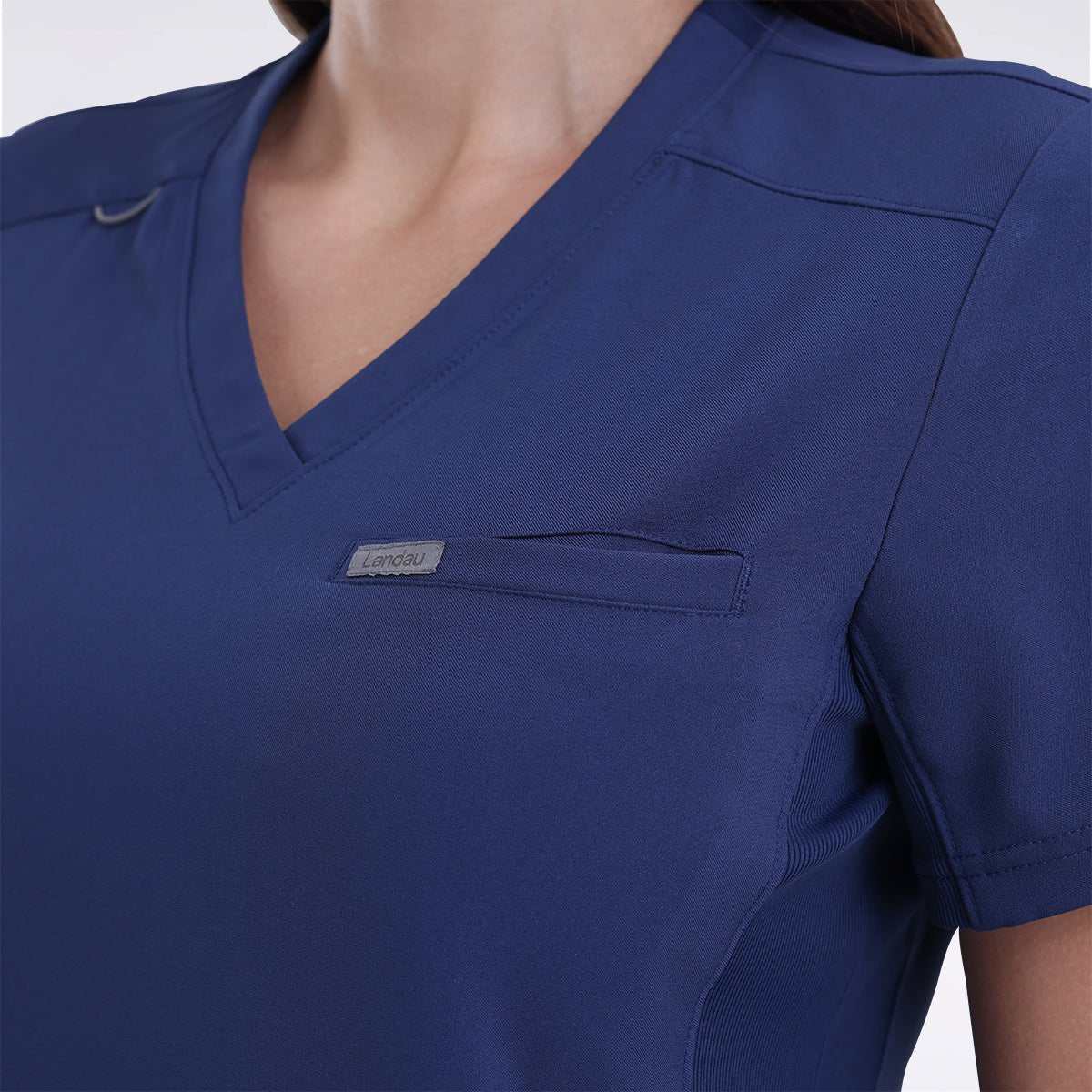 landau-forward-women-top-لاندو-فوروارد-قميص-نسائي-SURGICAL GREEN
