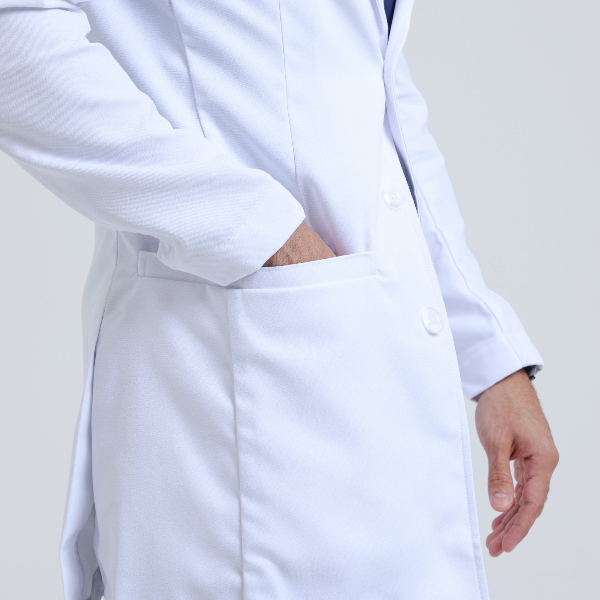 medelita-cushing-labcoat-malemd001-42