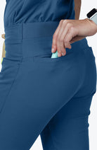 medelita-pixel-scrubs-femalepixel-CARRIBIAN
