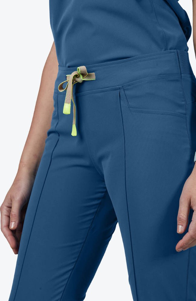 medelita-pixel-scrubs-femalepixel-GRAY