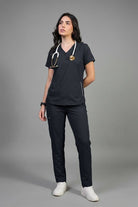 ACTIVE 2 PKT V NCK TOP WOMEN - Drs Lounge