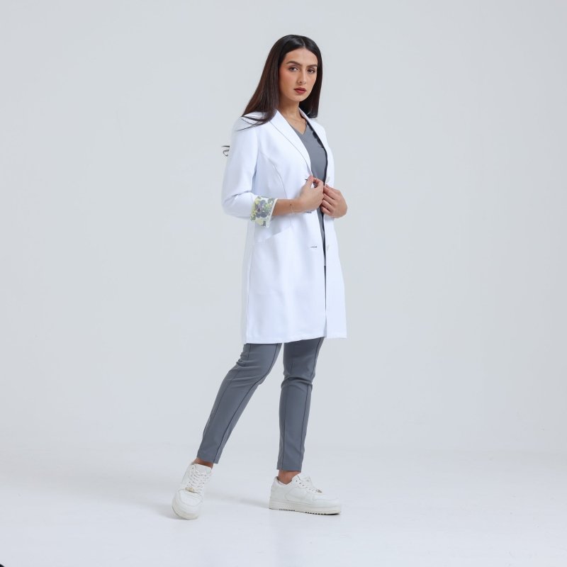 CLASSICO WOMEN FLORAL LABCOAT - Drs Lounge