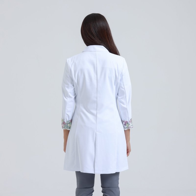 CLASSICO WOMEN FLORAL LABCOAT - Drs Lounge