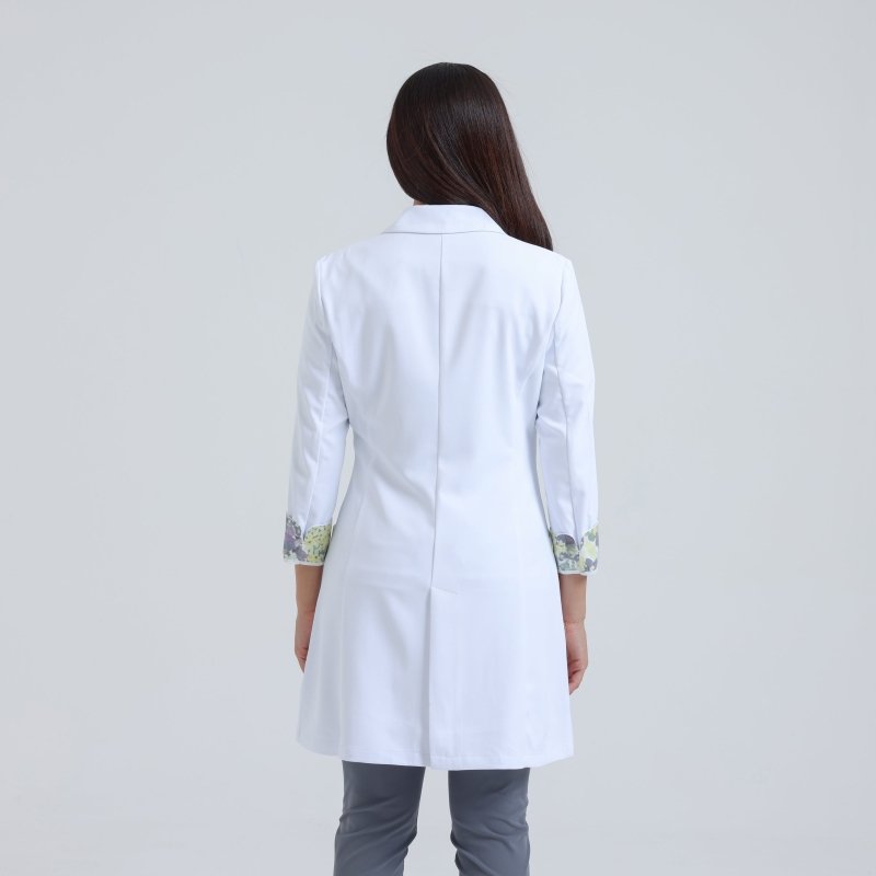 CLASSICO WOMEN FLORAL LABCOAT - Drs Lounge