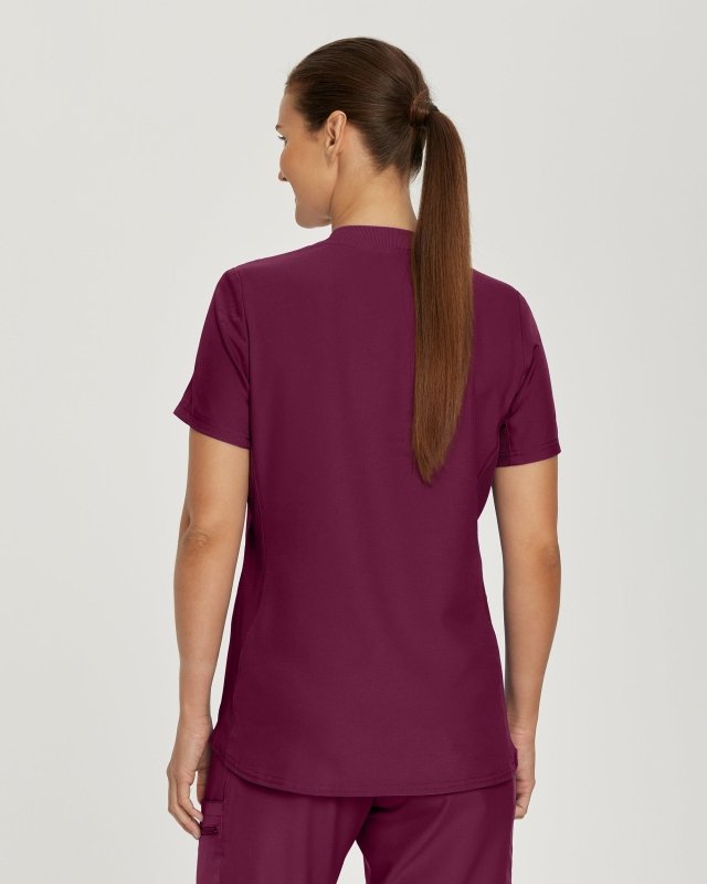 LANDAU FORWARD WOMEN V NCK TOP - Drs Lounge