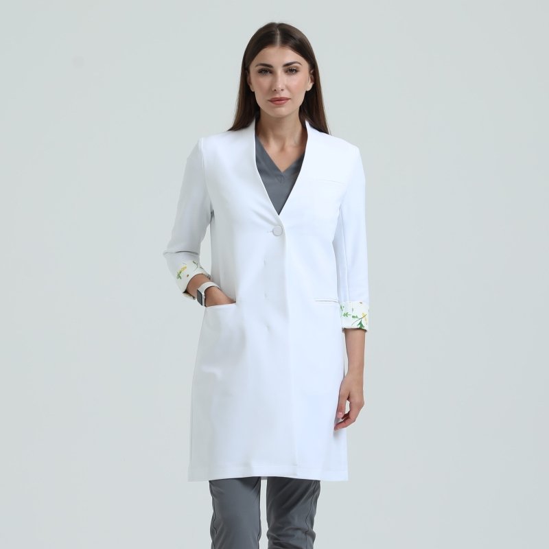 Plantica No - Collar Female Labcoat - Drs Lounge