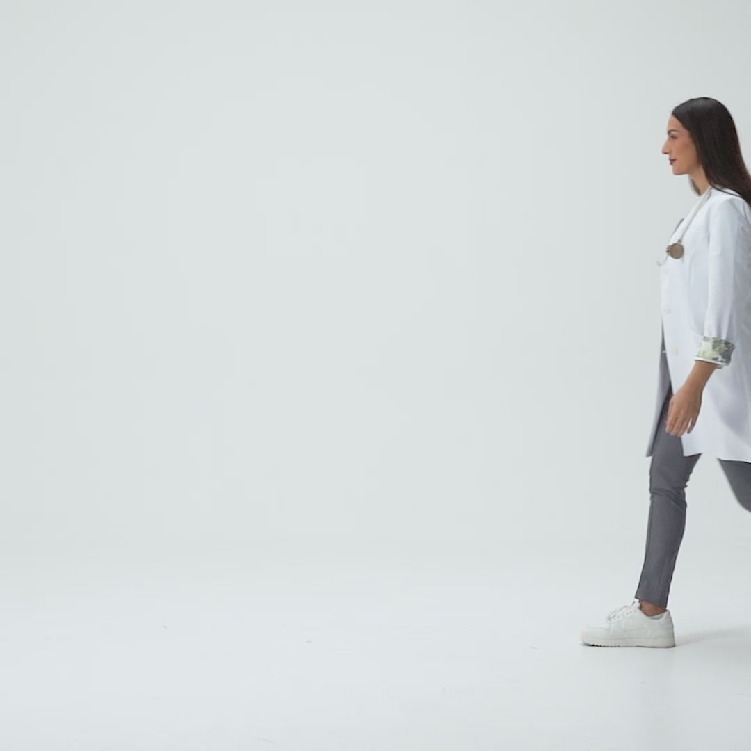 Female Lab coat لابكوت كلاسيكو
